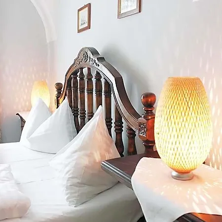 Otel Stadthotel Restaurant Auerhahn