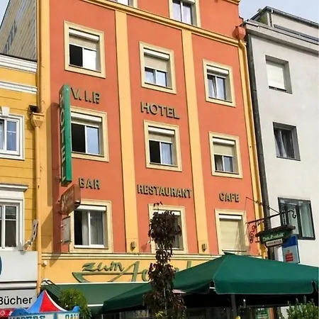 Stadthotel Restaurant Auerhahn 3*