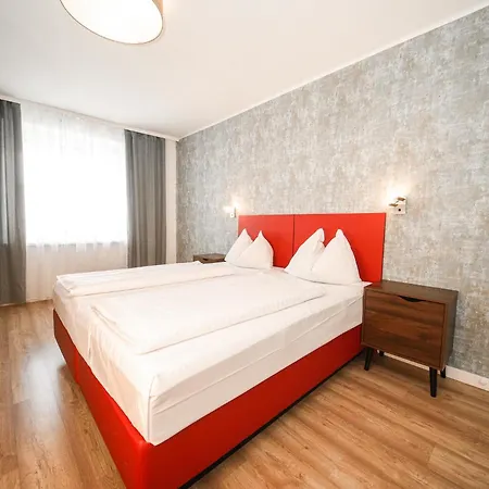 Stadthotel Restaurant Auerhahn 3*