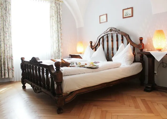 Otel Stadthotel Restaurant Auerhahn