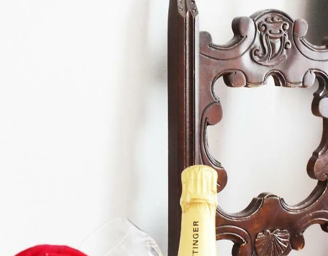 Stadthotel Restaurant Auerhahn Otel Vöcklabruck