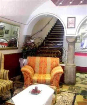 Stadthotel Restaurant Auerhahn 3*